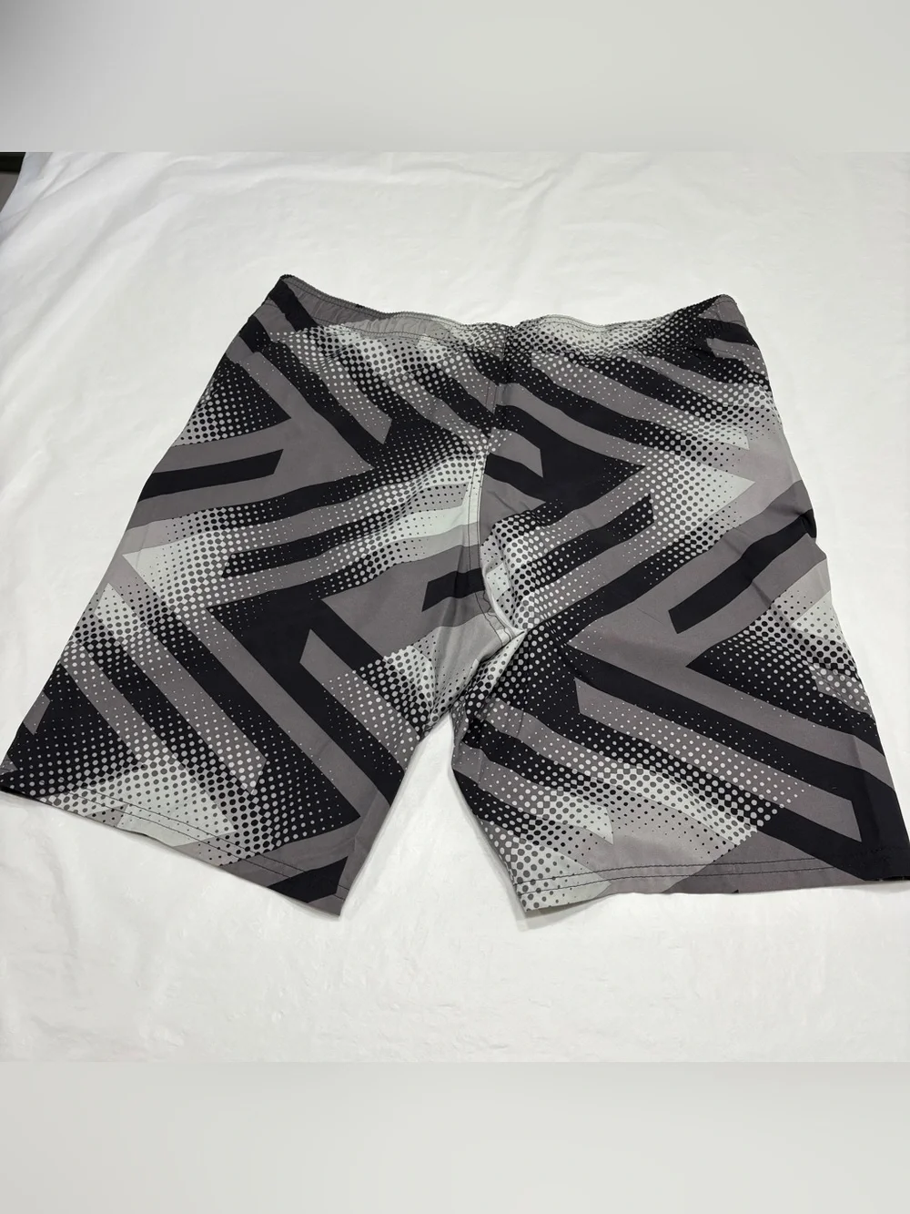 Nike Breaker Volley Gray Black Swim Trunks Board Shorts Men’s Small